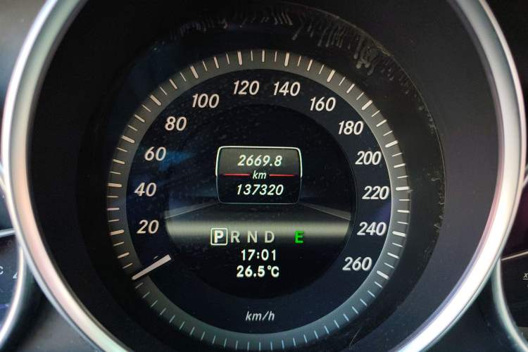 Used Mercedes-Benz C-Class 2013 C 180 Classic Grand Edition Odometer Close Up