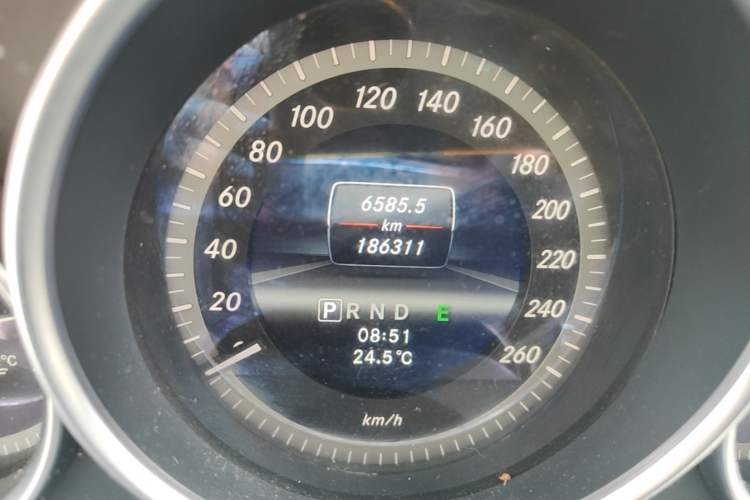 Used Mercedes-Benz C-Class 2013 C 180 CGI Classic Odometer Close Up