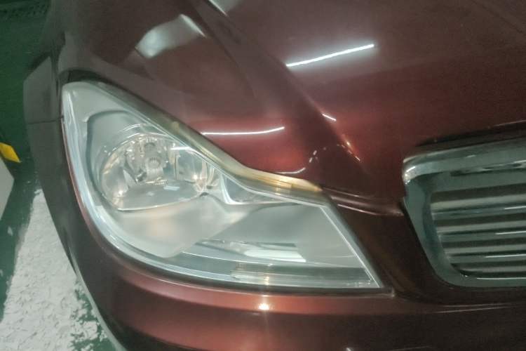 Used Mercedes-Benz C-Class 2013 C 180 CGI Classic Right Front Headlight