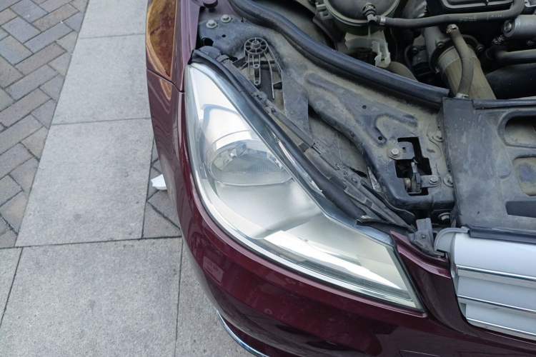 Used Mercedes-Benz C-Class 2013 C 260 CGI Elegant Model Right Front Headlight