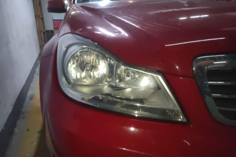 Used Mercedes-Benz C-Class 2013 C 180 Classic Grand Edition Right Front Headlight
