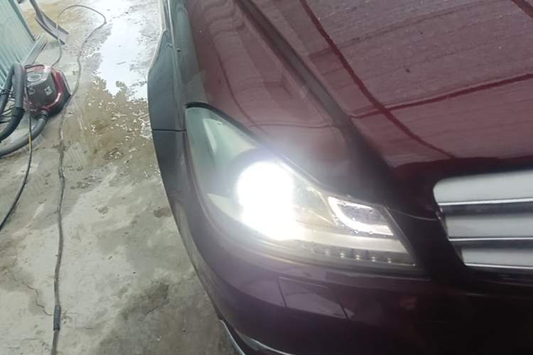 Used Mercedes-Benz C-Class 2013 C 260 CGI Fashion Model Right Front Headlight