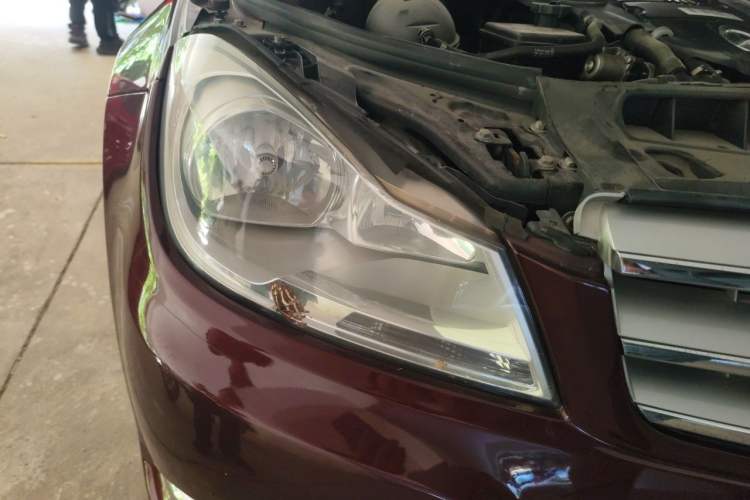 Used Mercedes-Benz C-Class 2013 C 180 CGI Classic Right Front Headlight