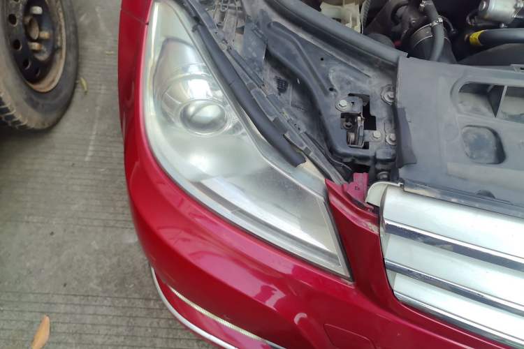 Used Mercedes-Benz C-Class 2013 C 260 CGI Elegant Model Right Front Headlight
