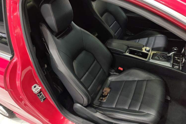 Used Mercedes-Benz C-Class 2013 C 180 Coupe Right Front Seat