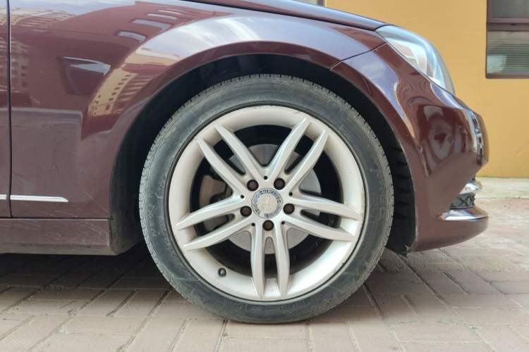 Used Mercedes-Benz C-Class 2013 C 260 CGI Fashion Model Right Front Wheel Hub