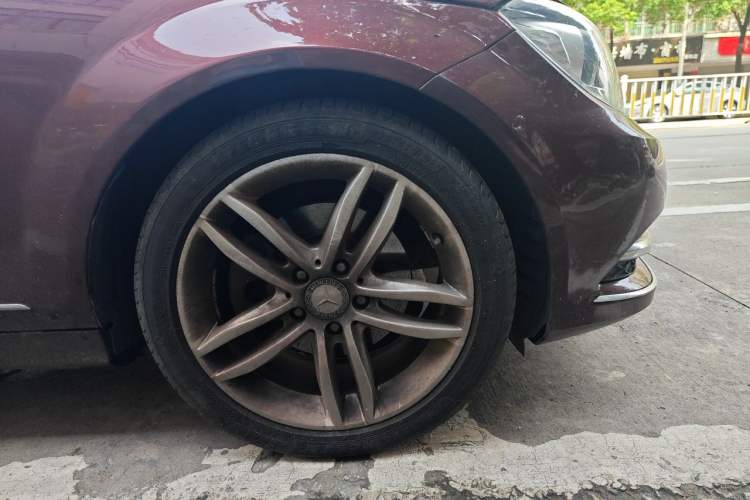 Used Mercedes-Benz C-Class 2013 C 260 CGI Fashion Model Right Front Wheel Hub