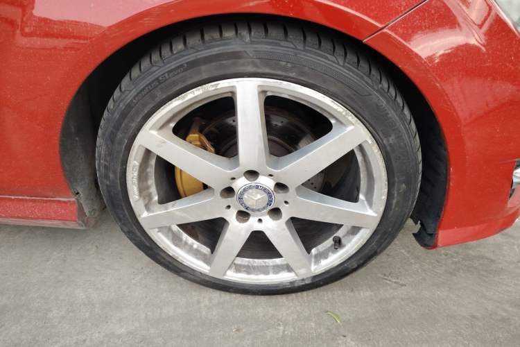 Used Mercedes-Benz C-Class 2013 C 180 Coupe Right Front Wheel Hub