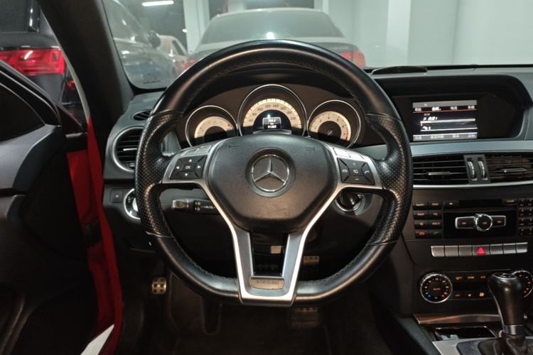 Used Mercedes-Benz C-Class 2013 C 180 Coupe Steering Wheel