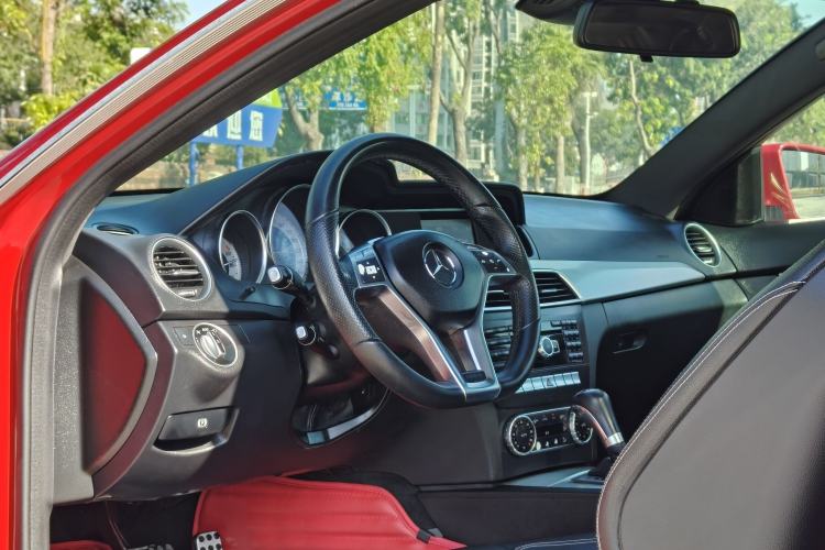Used Mercedes-Benz C-Class 2013 C 180 Coupe Steering Wheel