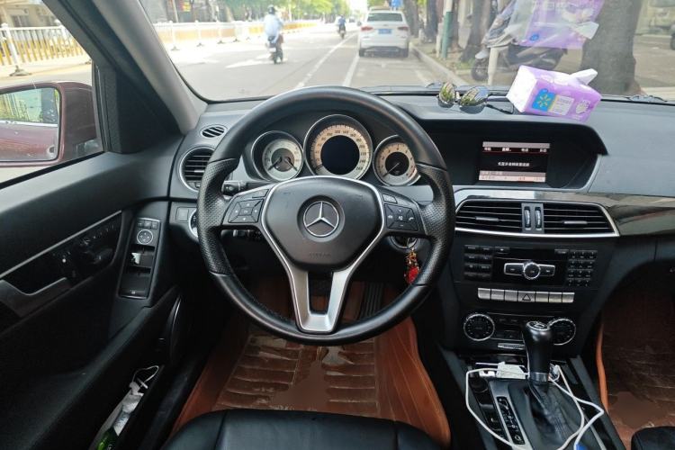Used Mercedes-Benz C-Class 2013 C 260 CGI Fashion Model Steering Wheel