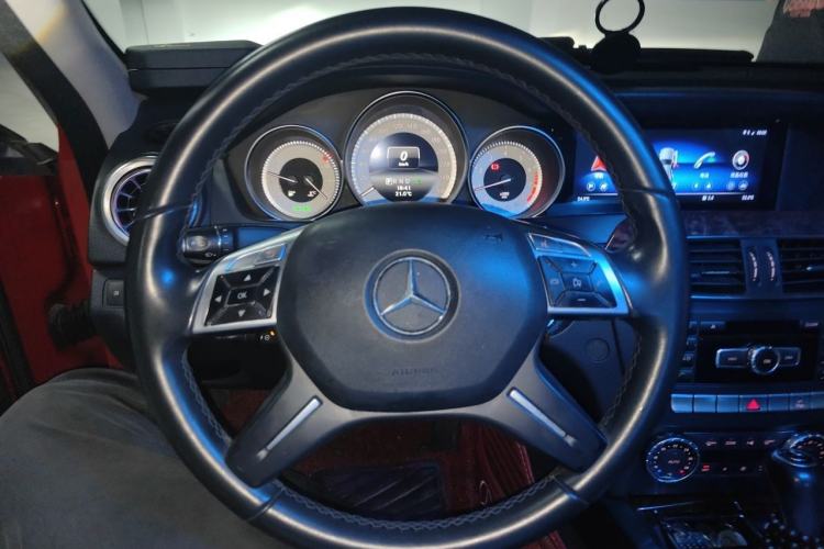 Used Mercedes-Benz C-Class 2013 C 260 CGI Elegant Model Steering Wheel