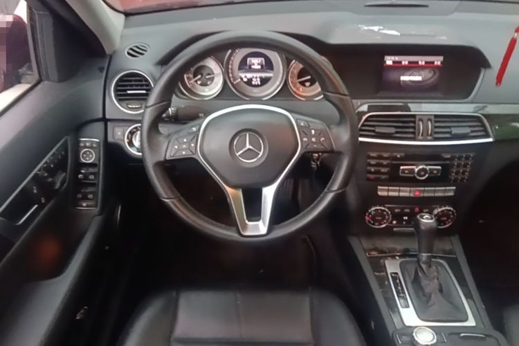 Used Mercedes-Benz C-Class 2013 C 260 CGI Fashion Model Steering Wheel