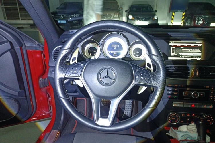 Used Mercedes-Benz C-Class 2013 C 300 Sport Grand Edition Steering Wheel