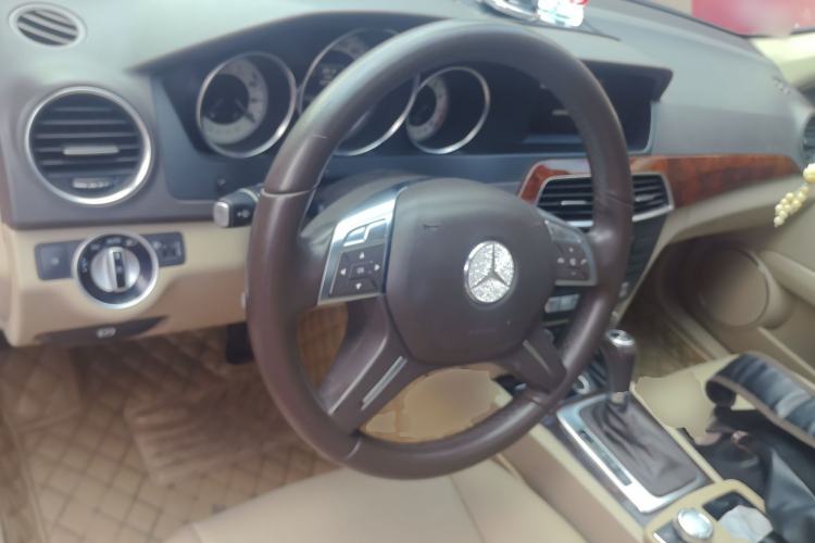 Used Mercedes-Benz C-Class 2013 C 260 CGI Elegant Model Steering Wheel