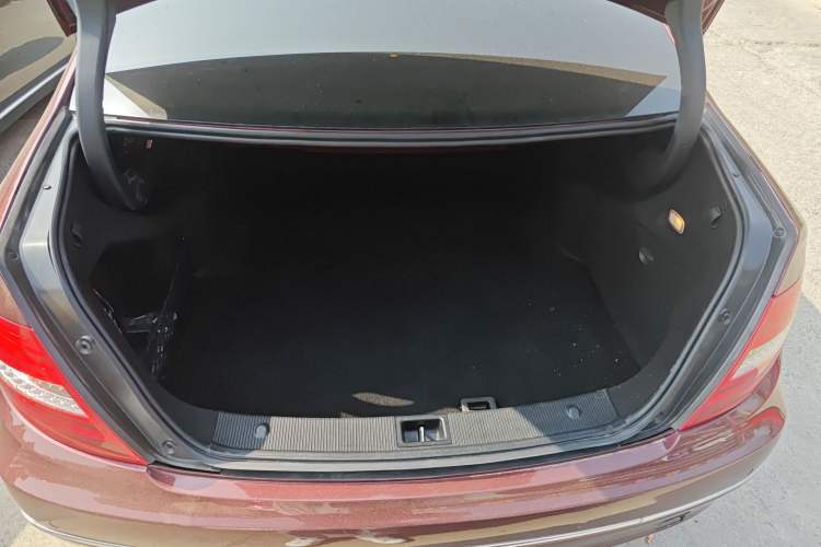Used Mercedes-Benz C-Class 2013 C 260 CGI Fashion Model Trunk