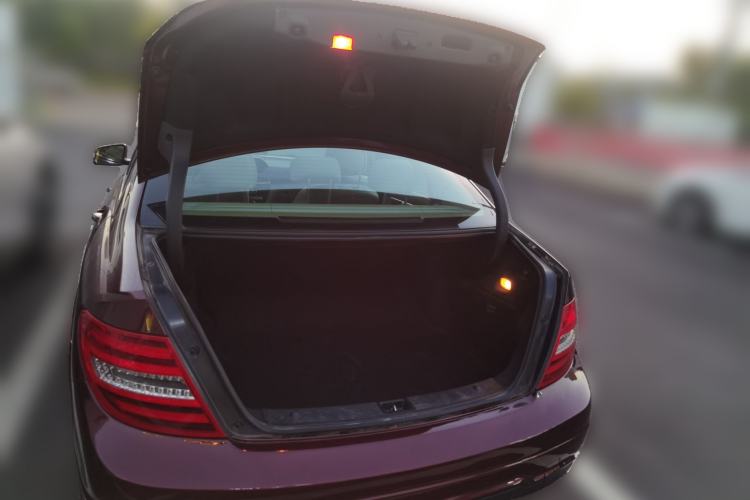 Used Mercedes-Benz C-Class 2013 C 180 Classic Grand Edition Trunk