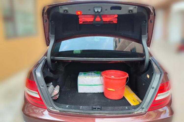Used Mercedes-Benz C-Class 2013 C 260 CGI Fashion Model Trunk