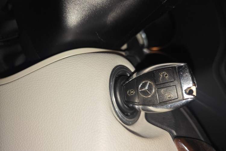 Used Mercedes-Benz C-Class 2013 C 260 CGI Elegant Model Vehicle Key