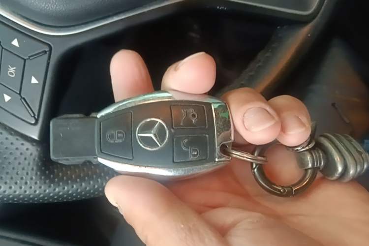 Used Mercedes-Benz C-Class 2013 C 260 CGI Fashion Model Vehicle Key