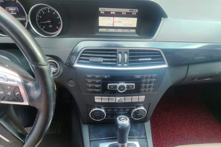 Used Mercedes-Benz C-Class 2013 C 180 CGI Classic Audio And AC Panel