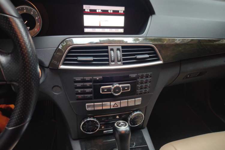 Used Mercedes-Benz C-Class 2013 C 260 CGI Fashion Model Audio And AC Panel