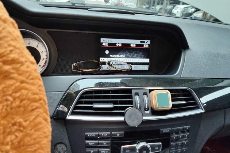 Used Mercedes-Benz C-Class 2013 C 260 CGI Fashion Model Audio And AC Panel
