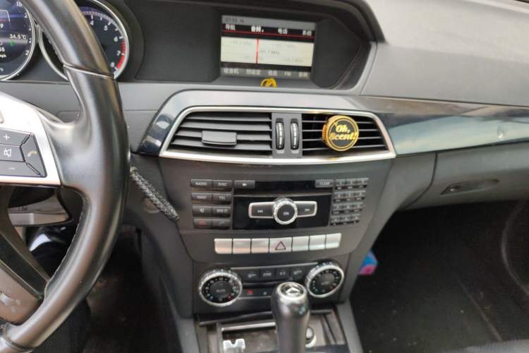 Used Mercedes-Benz C-Class 2013 C 180 Classic Grand Edition Audio And AC Panel