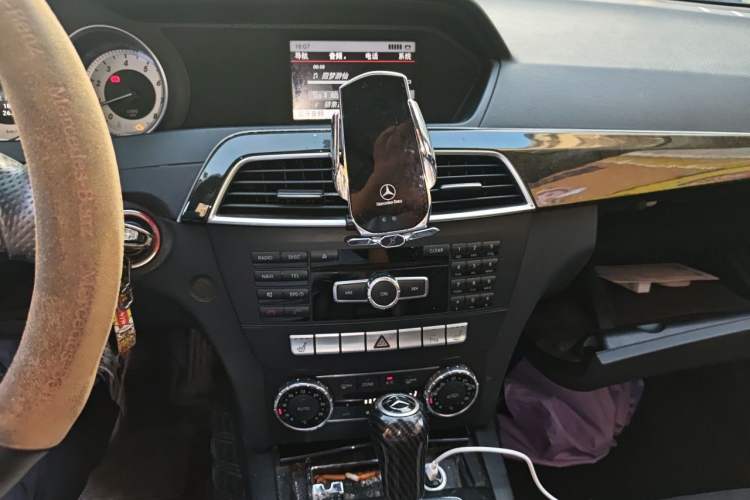 Used Mercedes-Benz C-Class 2013 C 260 Fashion Edition Grand Edition Audio And AC Panel