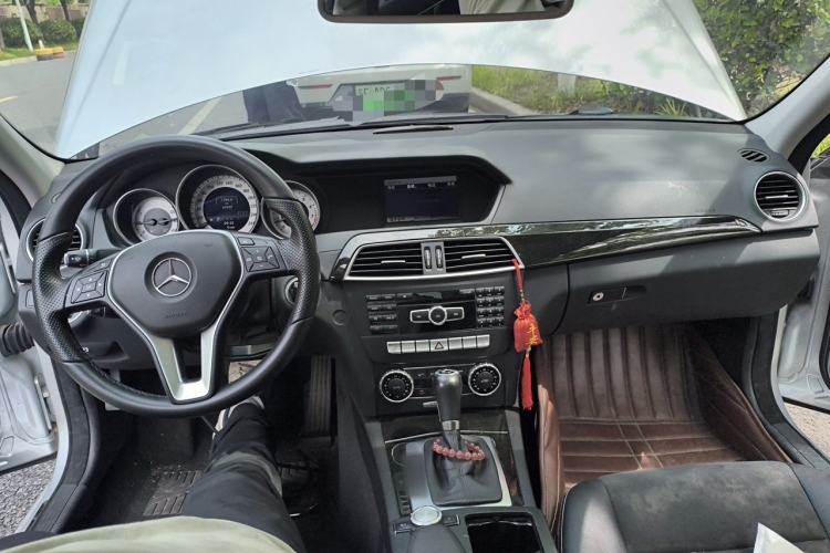 Used Mercedes-Benz C-Class 2013 C 260 Fashion Edition Grand Edition Center Console