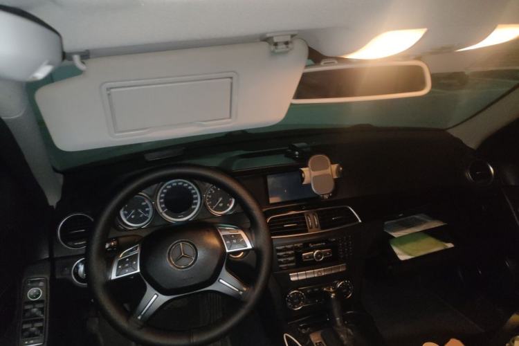Used Mercedes-Benz C-Class 2013 C 180 Classic Grand Edition Center Console