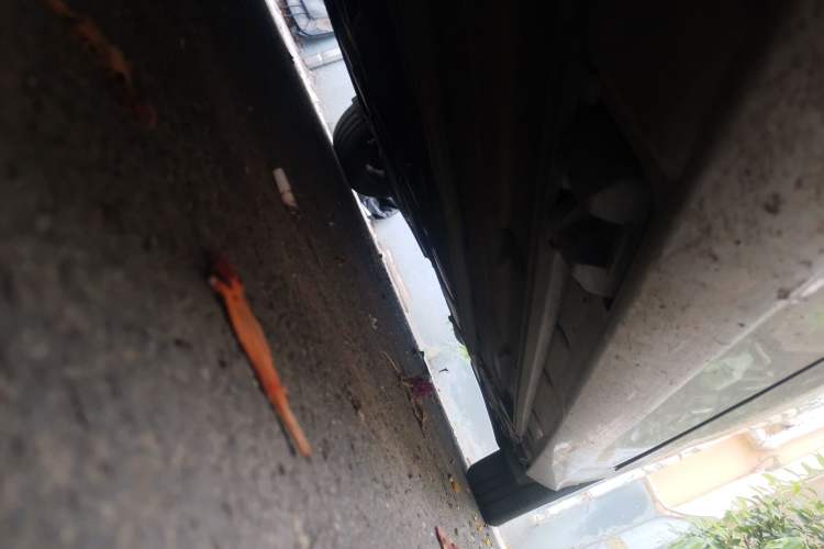 Used Mercedes-Benz C-Class 2013 C 180 CGI Classic Chassis Front Left