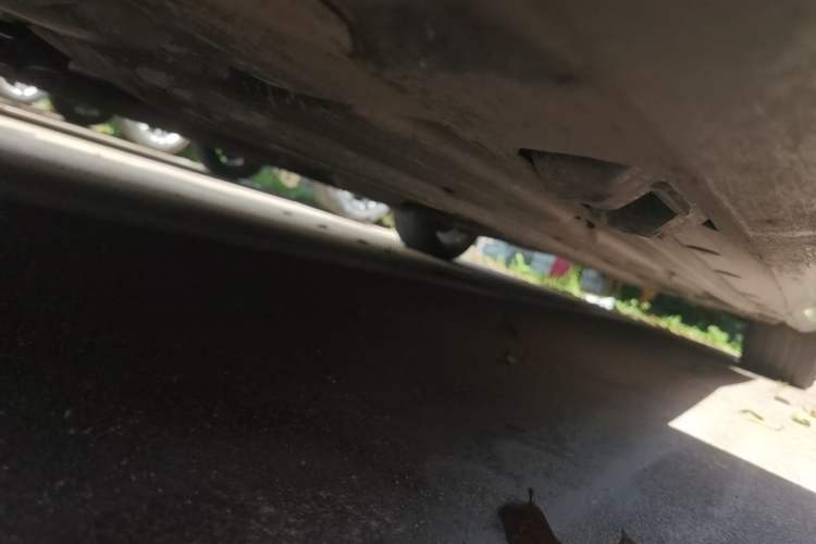 Used Mercedes-Benz C-Class 2013 C 180 Classic Grand Edition Chassis Front Left