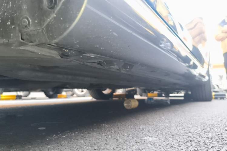 Used Mercedes-Benz C-Class 2013 C 180 Classic Grand Edition Chassis Front Left