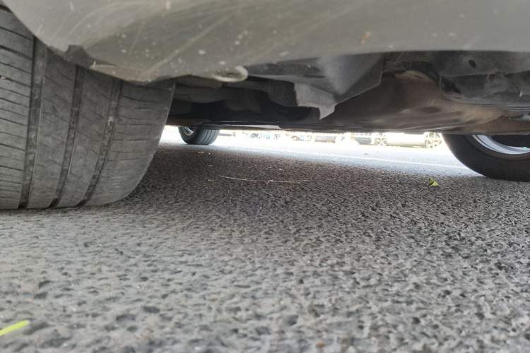Used Mercedes-Benz C-Class 2013 C 180 CGI Classic Chassis Front Right