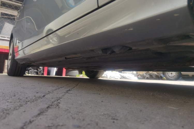 Used Mercedes-Benz C-Class 2013 C 180 CGI Classic Chassis Front Right