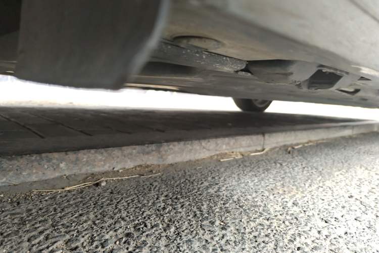 Used Mercedes-Benz C-Class 2013 C 180 Classic Grand Edition Chassis Rear Right