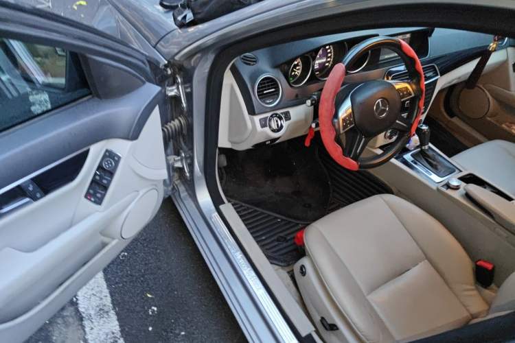 Used Mercedes-Benz C-Class 2013 C 180 CGI Classic Driver Seat
