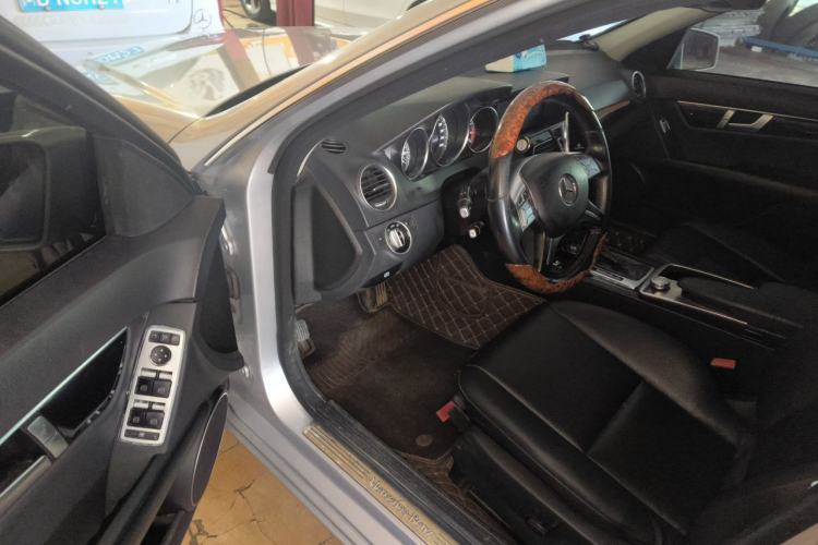 Used Mercedes-Benz C-Class 2013 C 180 CGI Classic Driver Seat