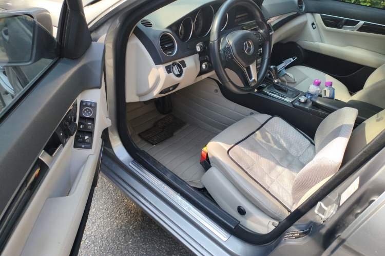 Used Mercedes-Benz C-Class 2013 C 260 CGI Fashion Model Driver Seat