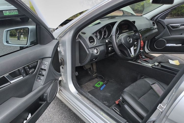 Used Mercedes-Benz C-Class 2013 C 260 Fashion Edition Grand Edition Driver Seat