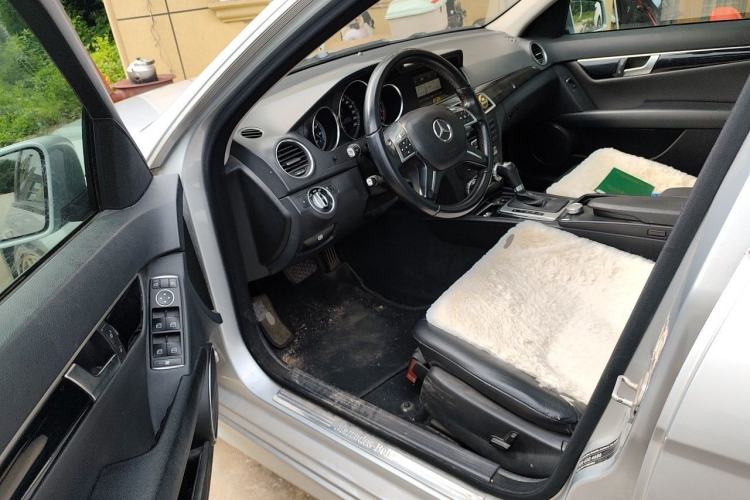 Used Mercedes-Benz C-Class 2013 C 180 Classic Grand Edition Driver Seat