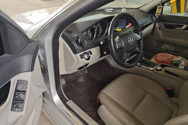 Used Mercedes-Benz C-Class 2013 C 180 Classic Grand Edition Driver Seat