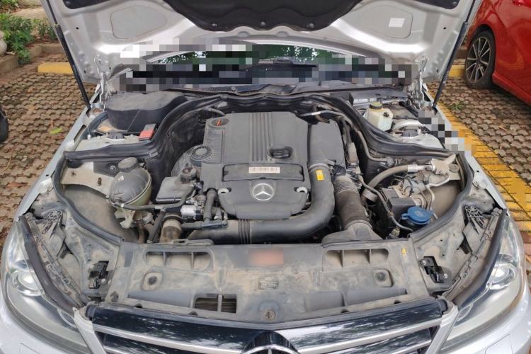 Used Mercedes-Benz C-Class 2013 C 260 Fashion Edition Grand Edition Engine Bay