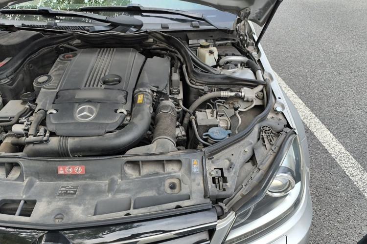 Used Mercedes-Benz C-Class 2013 C 260 Fashion Edition Grand Edition Engine Bay Left