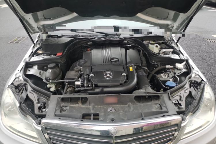 Used Mercedes-Benz C-Class 2013 C 180 Classic Grand Edition Engine Bay