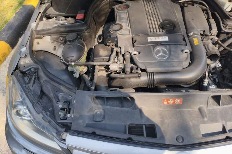 Used Mercedes-Benz C-Class 2013 C 260 CGI Fashion Model Engine Bay Right