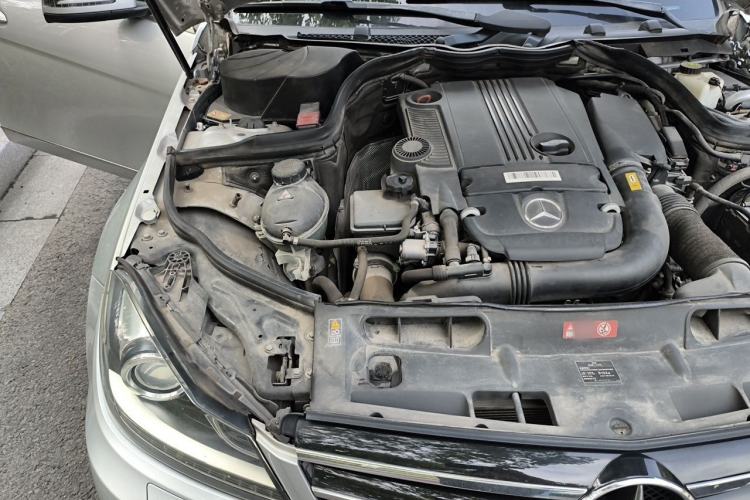 Used Mercedes-Benz C-Class 2013 C 260 Fashion Edition Grand Edition Engine Bay Right