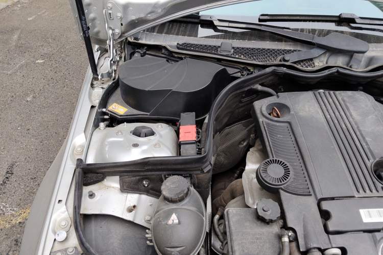 Used Mercedes-Benz C-Class 2013 C 260 CGI Fashion Model Engine Bay Right