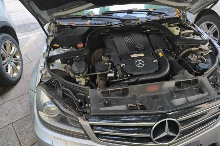 Used Mercedes-Benz C-Class 2013 C 260 Fashion Edition Grand Edition Engine Bay Right